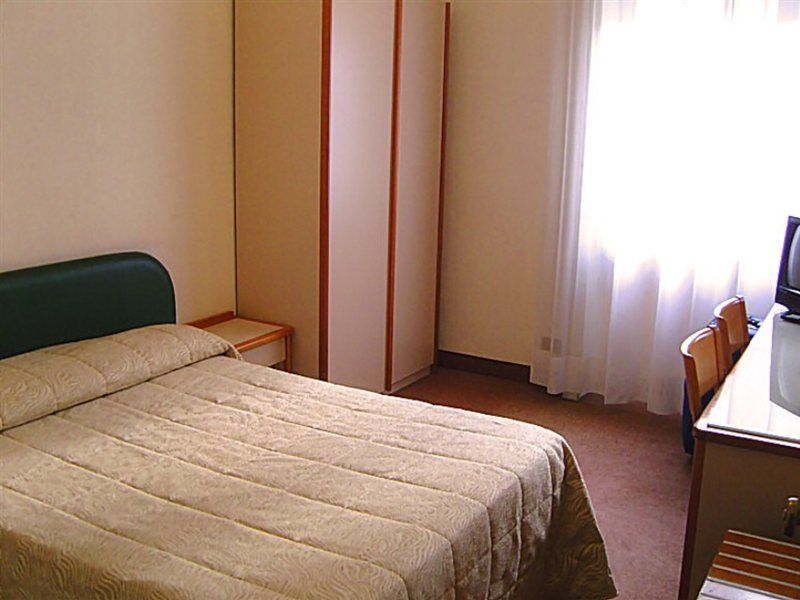 Mokinba Cristallo 3* Mailand