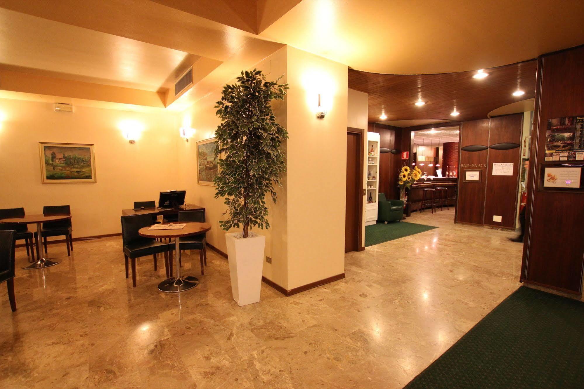Mokinba Cristallo 3* Mailand